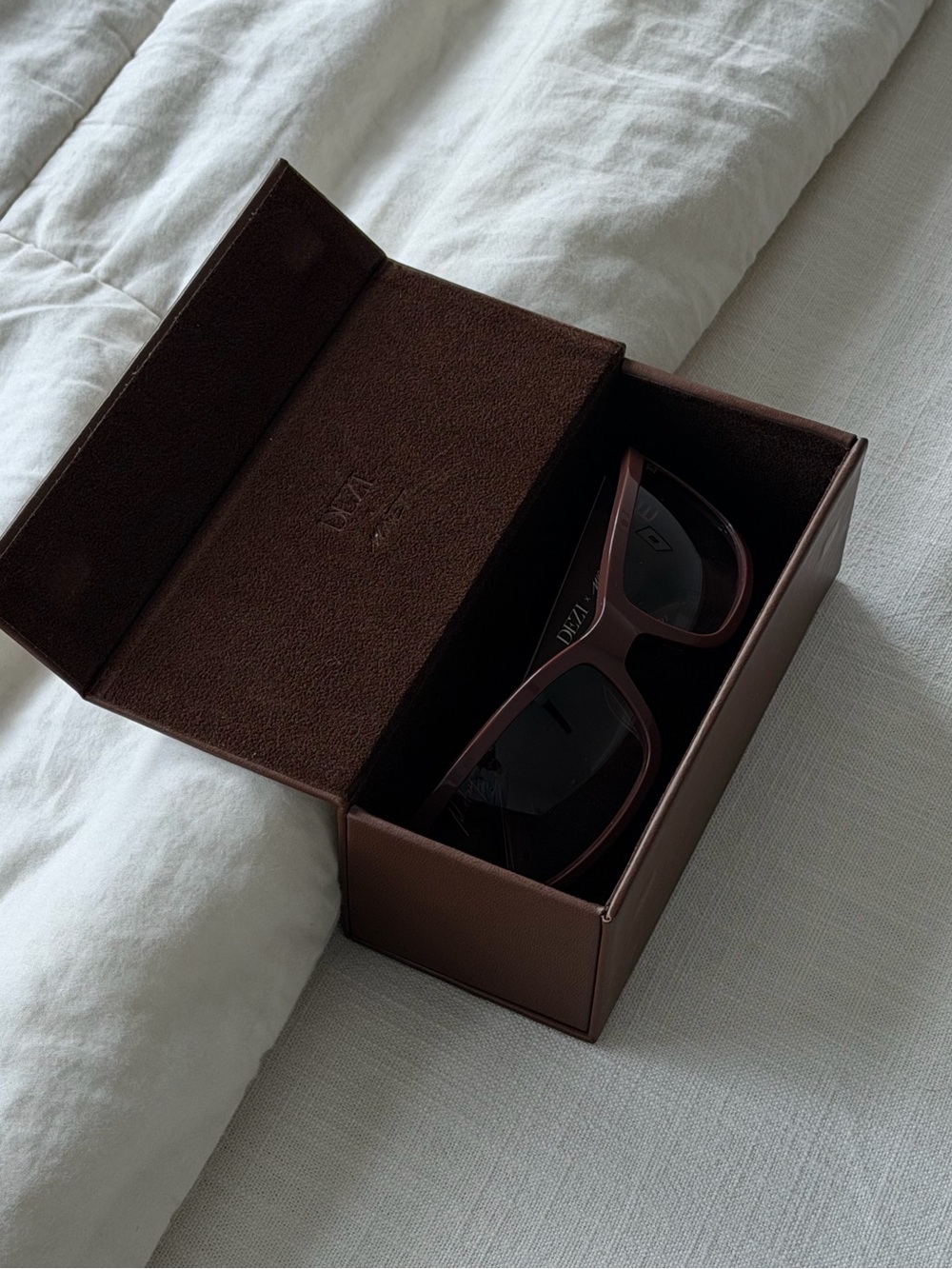 DEZI x Monet Montay Sunglasses Brown
